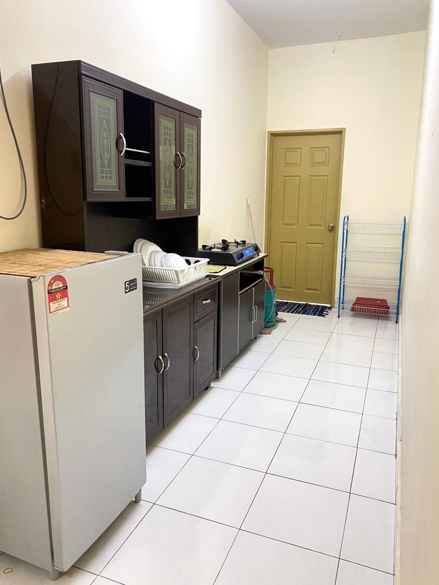 Near And Airport - Ivana Unit A1 * Kuala Terengganu