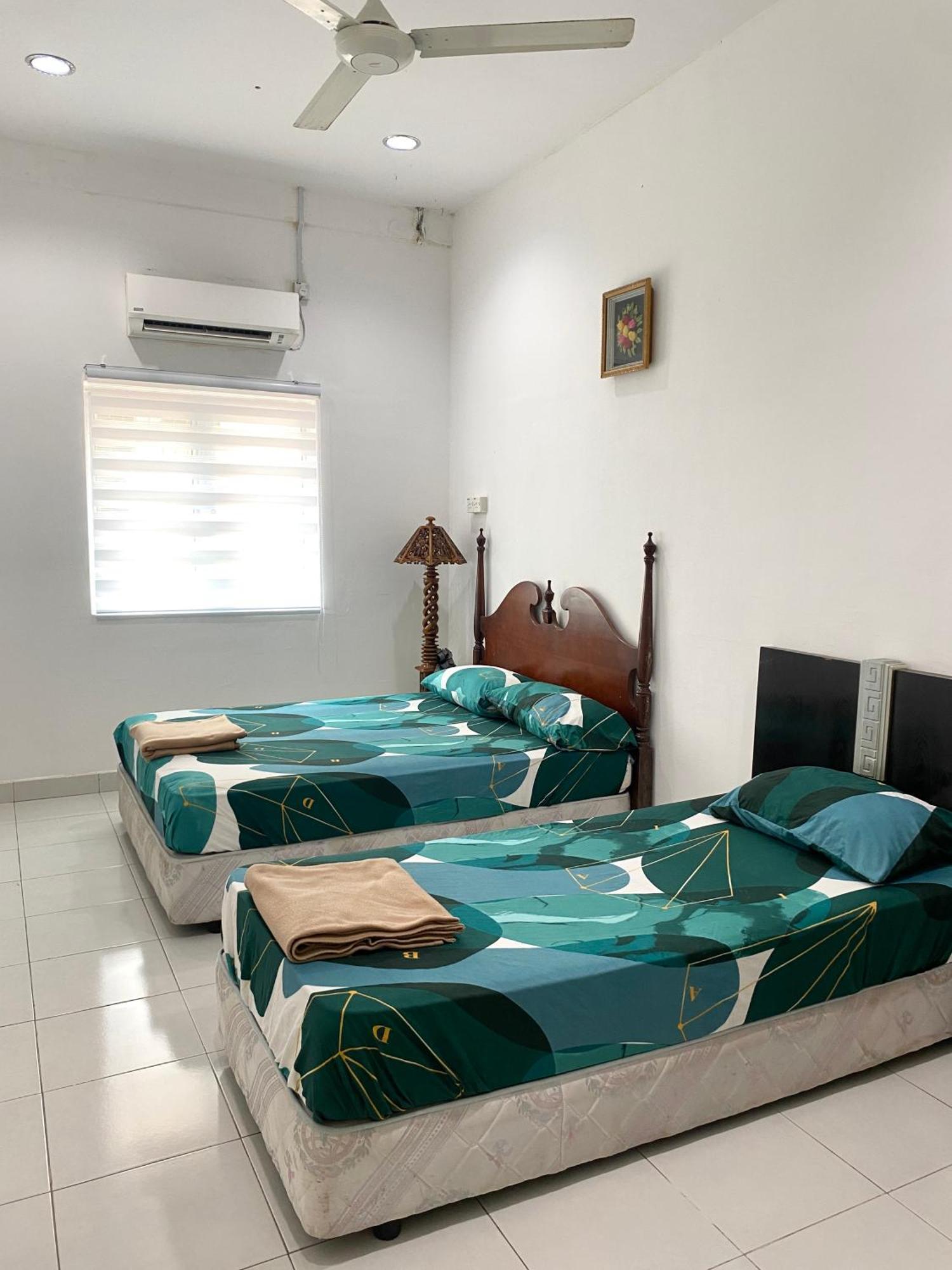 Near And Airport - Ivana Unit A1 *